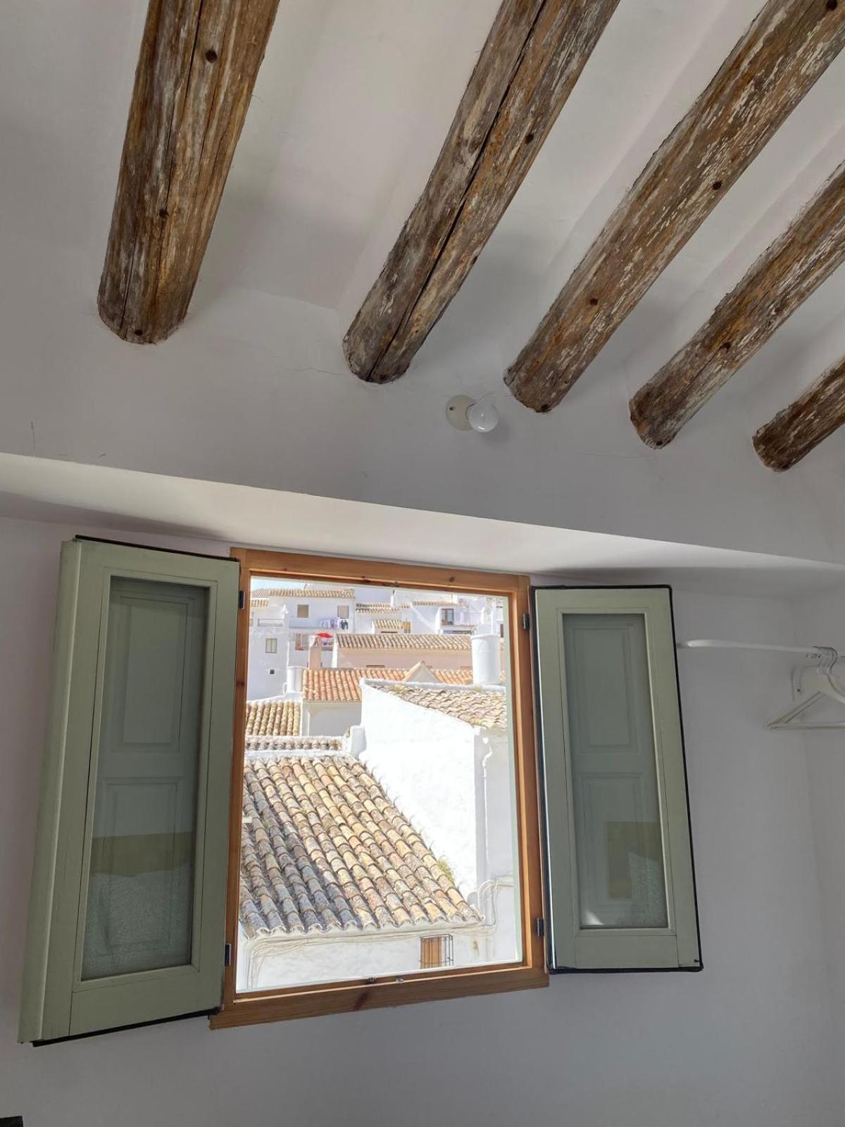 Minicasita Tipica Villa Zuheros Bagian luar foto